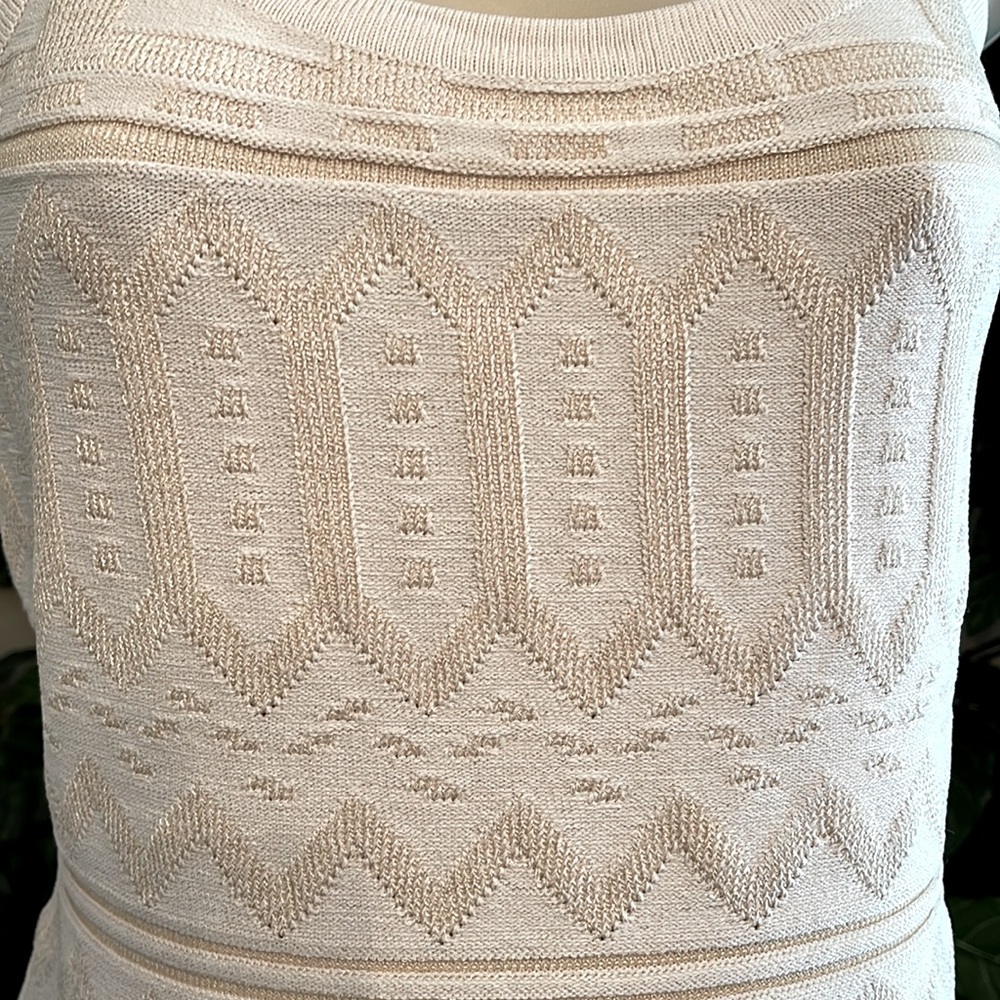 WHBM CREAM SWEATER TANK - Picture 4 of 8